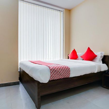 Hotel O Alekhya Residency Cafe Bahar Sururnagar Exteriér fotografie