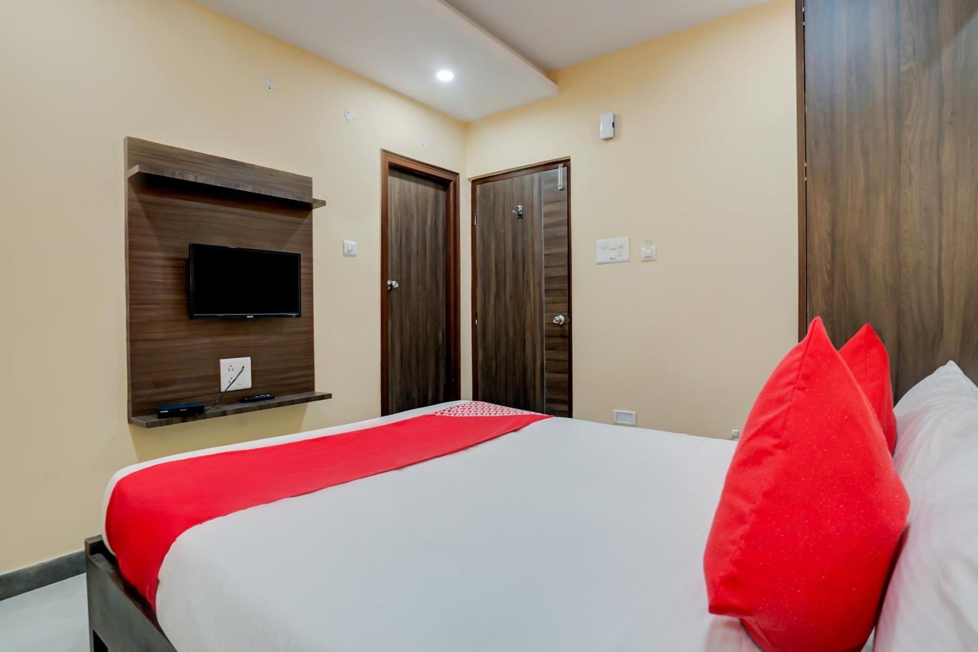 Hotel O Alekhya Residency Cafe Bahar Sururnagar Exteriér fotografie
