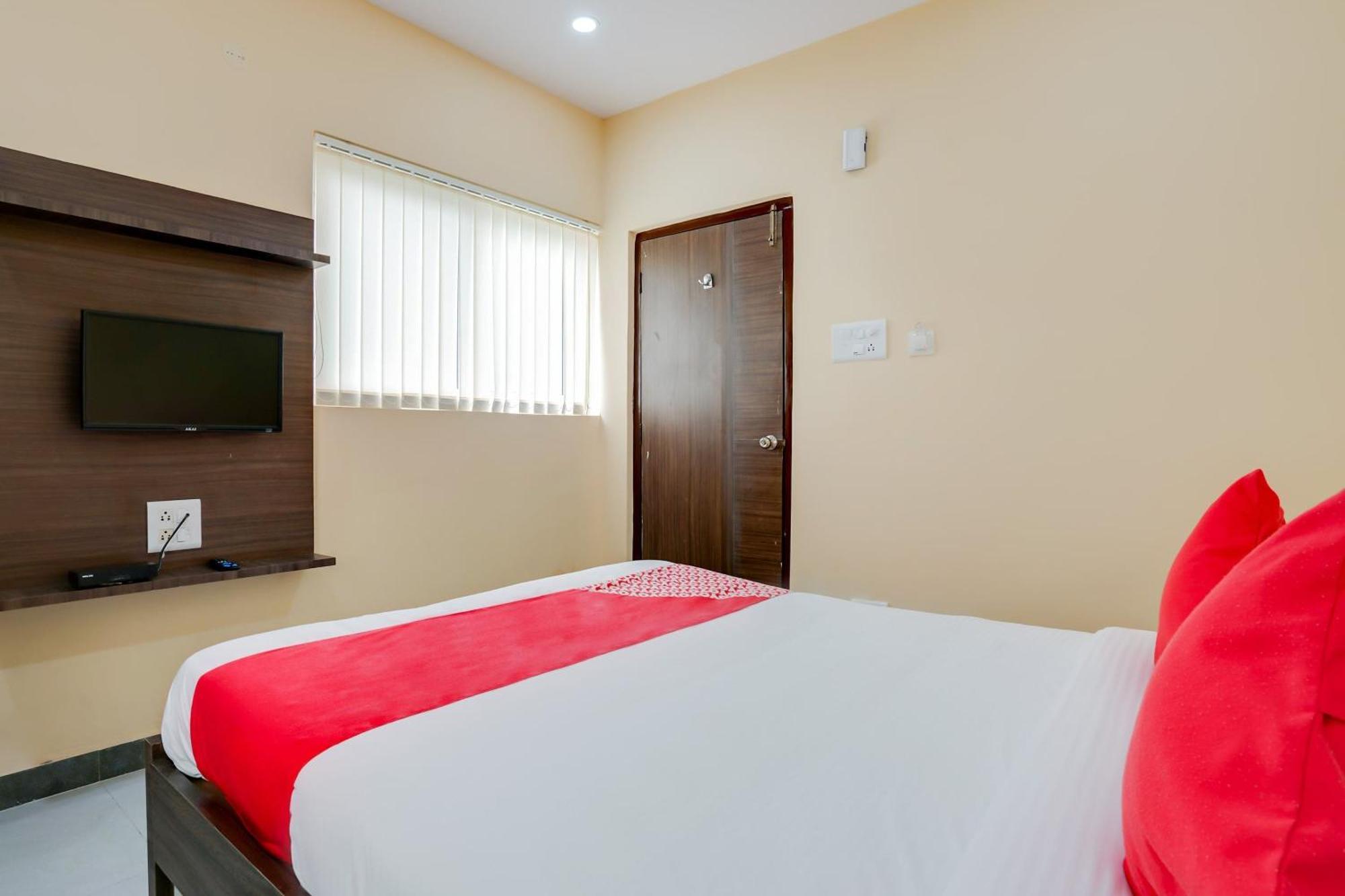 Hotel O Alekhya Residency Cafe Bahar Sururnagar Exteriér fotografie